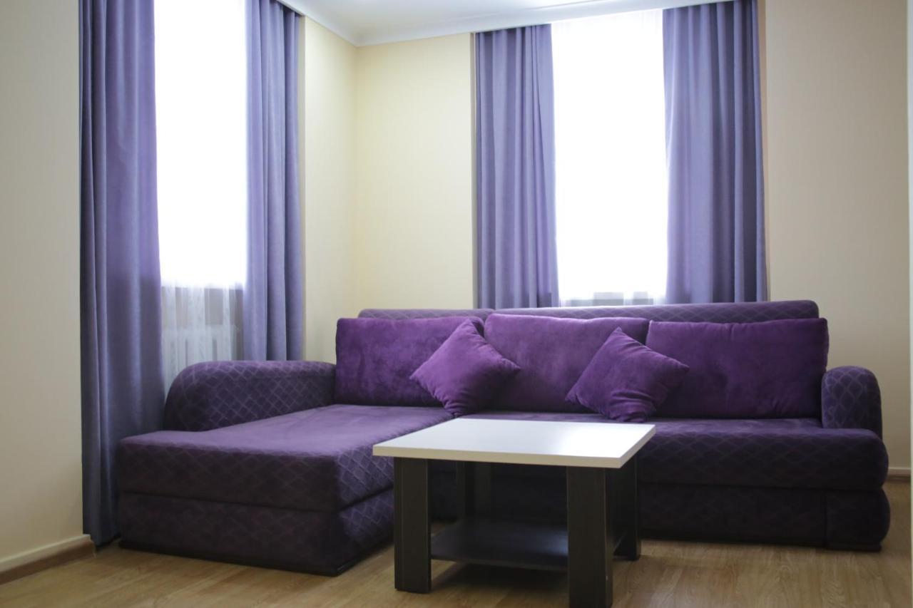 City Hotel Ustʼ-Kamenogorsk Exterior foto