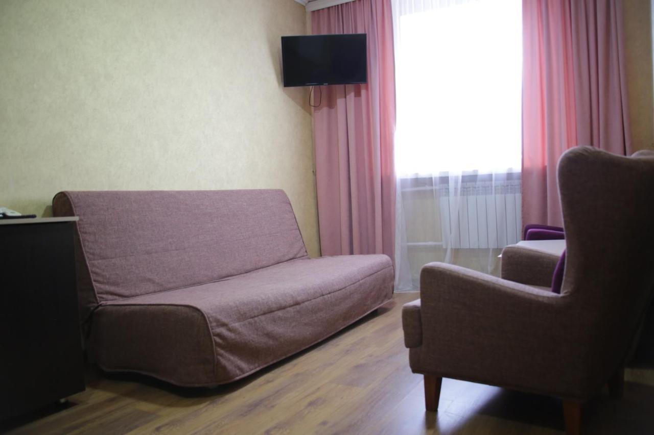 City Hotel Ustʼ-Kamenogorsk Exterior foto